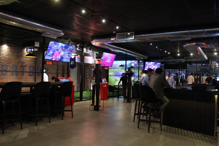 Batbox es más que un sport bar BATBOX